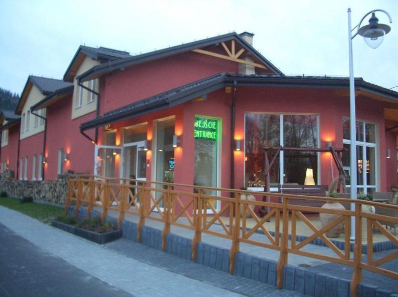 Hotel Krak Myslenice Exterior photo