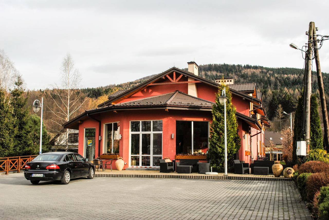 Hotel Krak Myslenice Exterior photo